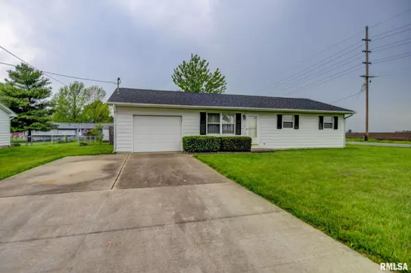 Taylorville, IL 62568,1451 CINDY LN