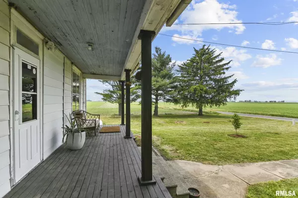 Blue Mound, IL 62513,1846 E 2400 N RD