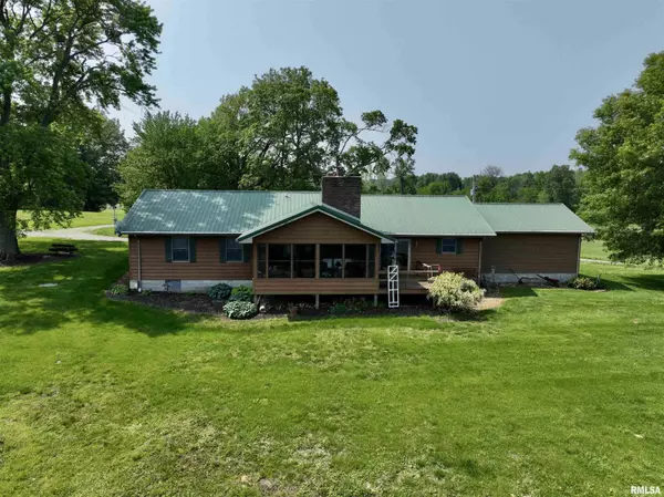 Buncombe, IL 62912,920 Lick Creek RD