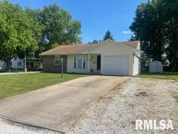 Girard, IL 62640,703 W NORTH ST