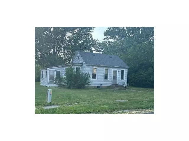 220 N VAN BUREN ST, Blandinsville, IL 61420
