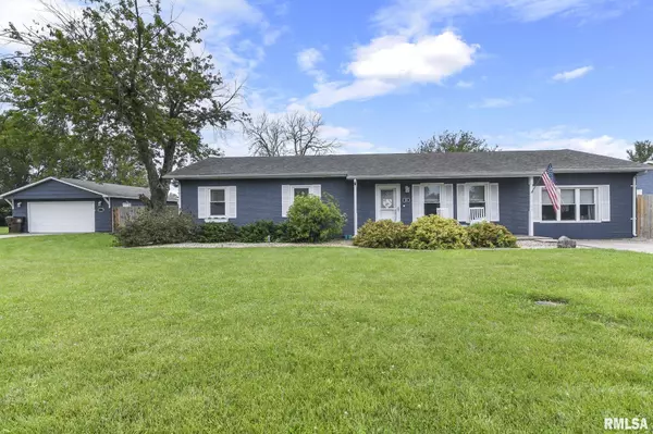 21 Conestoga DR, Auburn, IL 62615