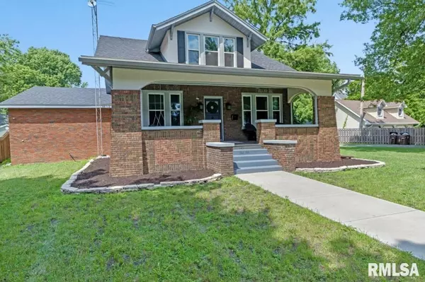 Virden, IL 62690,121 W HILL ST