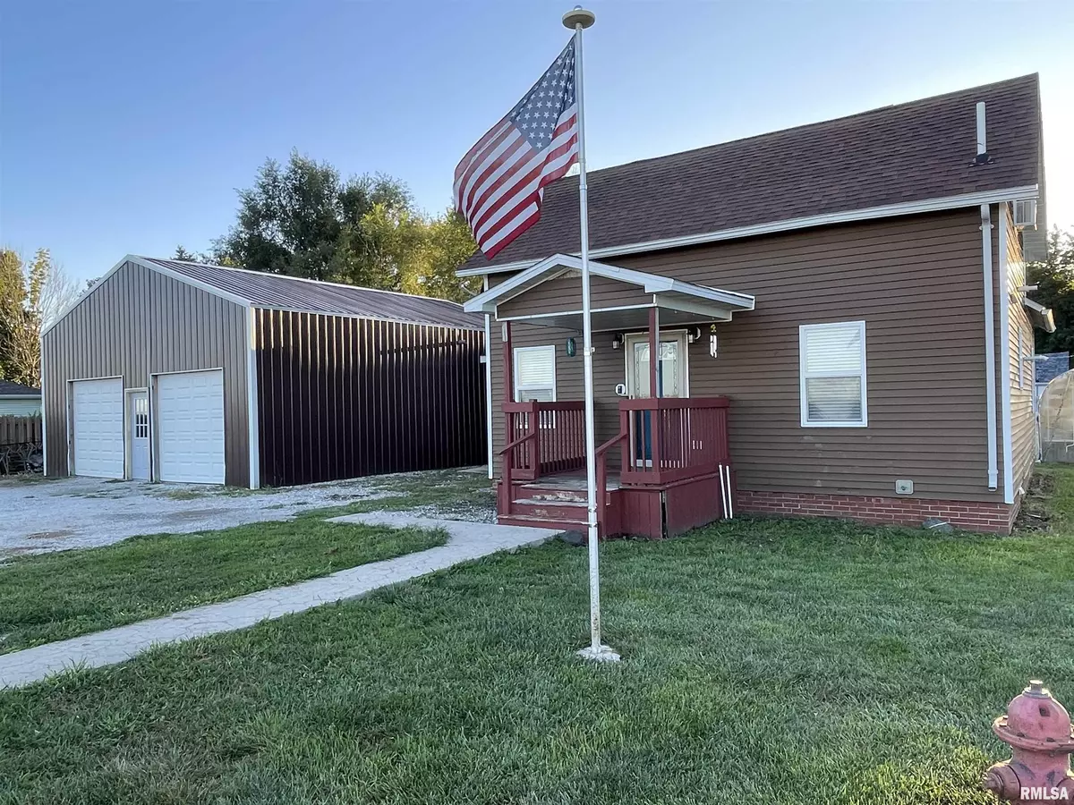 Adair, IL 61411,227 ASH ST