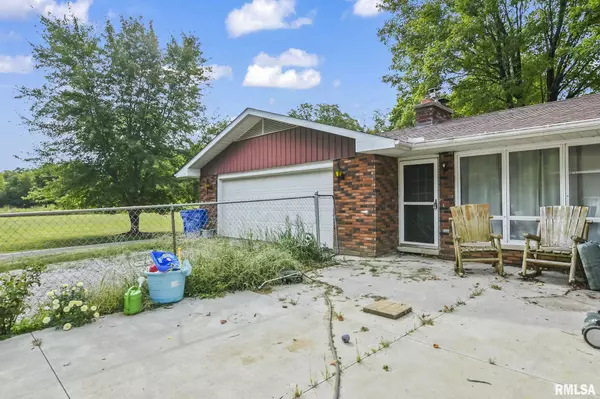 Petersburg, IL 62675,16317 GREENE AVE