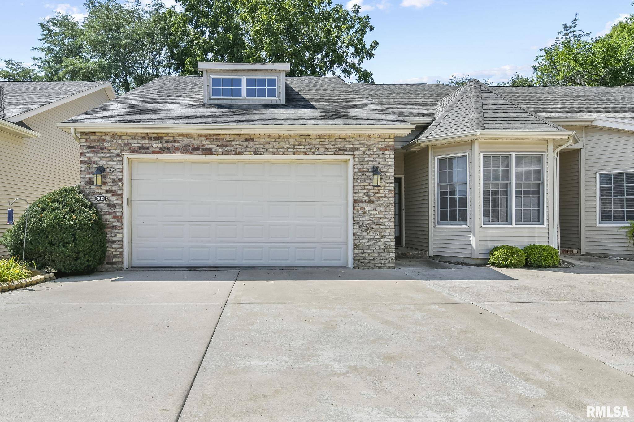 305 BOULDER CREEK DR, Chatham, IL 62629