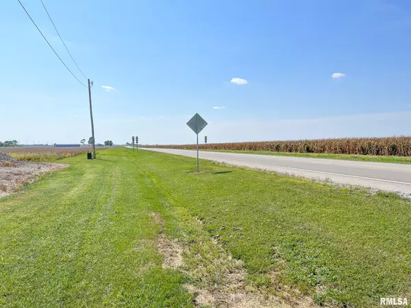 S Route 4 Route, Chatham, IL 62629