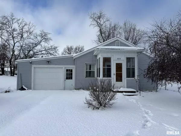 Oquawka, IL 61469,309 N 6TH ST