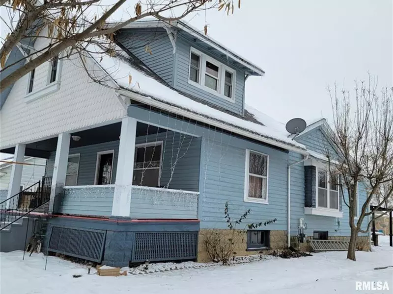 811 CLARK ST, Canton, MO 63435