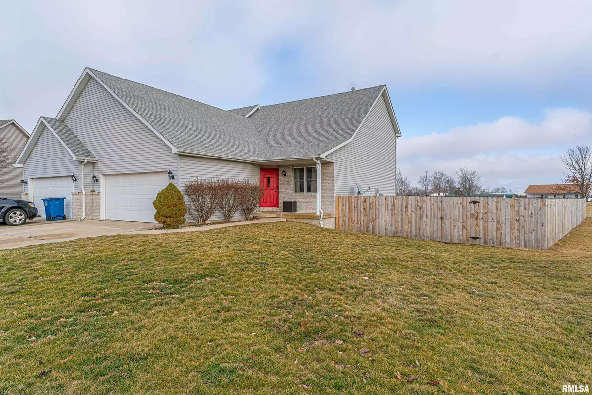 Atlanta, IL 61723,107B E Lake Court