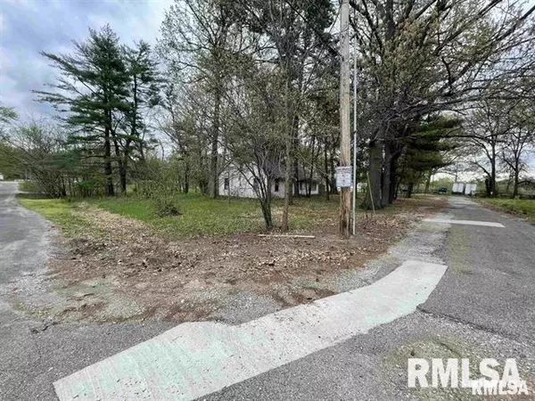 2537 CATALINA LN,  Springfield,  IL 62702