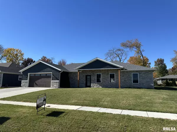 55 Durbin TER, Chatham, IL 62629