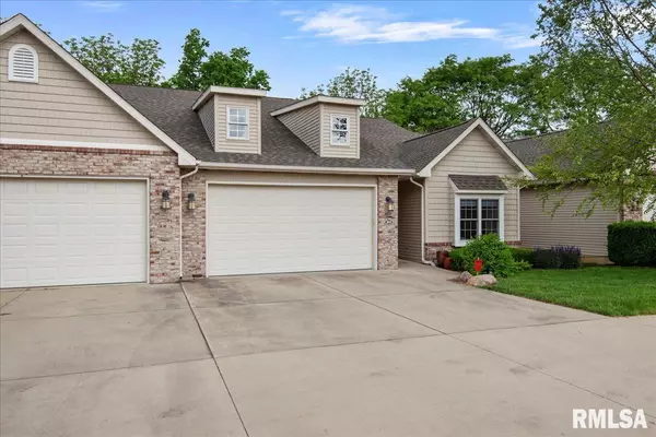 Chatham, IL 62629,302 BOULDER CREEK DR