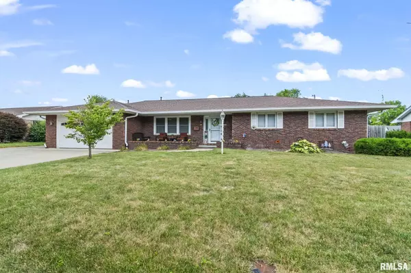 Lincoln, IL 62656,140 CHURCHILL LN