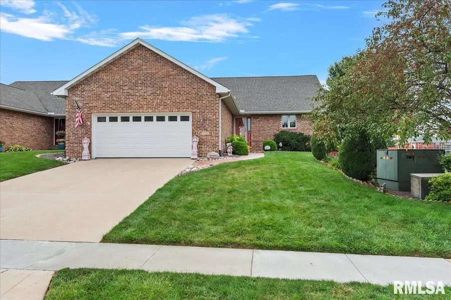 5001 Wildcat RUN, Springfield, IL 62711