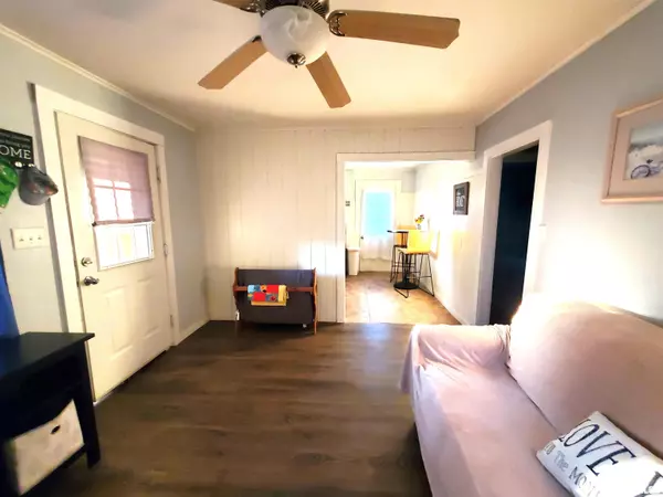 Mt Pulaski, IL 62548,217 N MASON ST