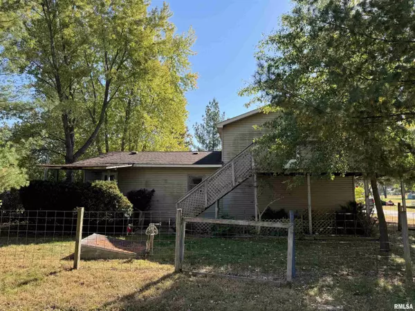 Bath, IL 62617,386 E Grubb ST