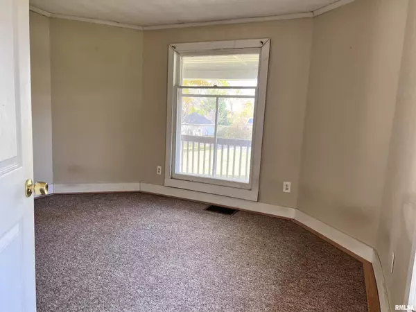 Bluffs, IL 62621,401 S PEARL ST