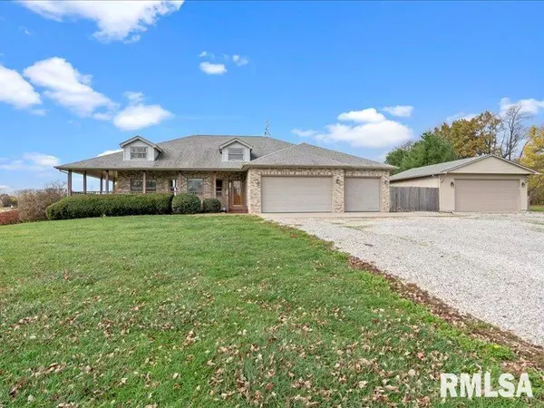 Girard, IL 62640,28809 Pleasant Dale RD