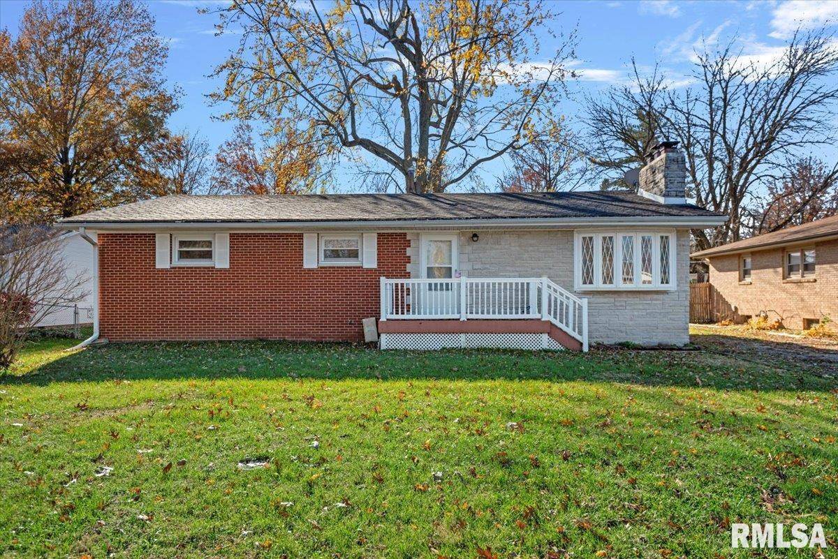 920 E WASHINGTON ST, Riverton, IL 62561