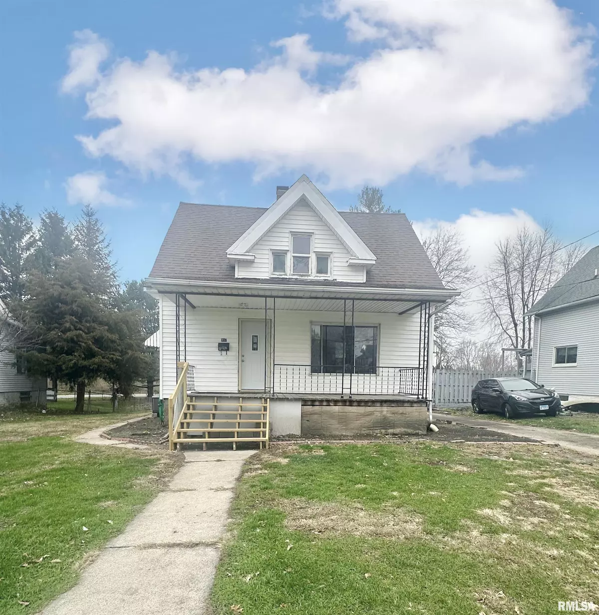 Galesburg, IL 61401,997 E NORTH ST