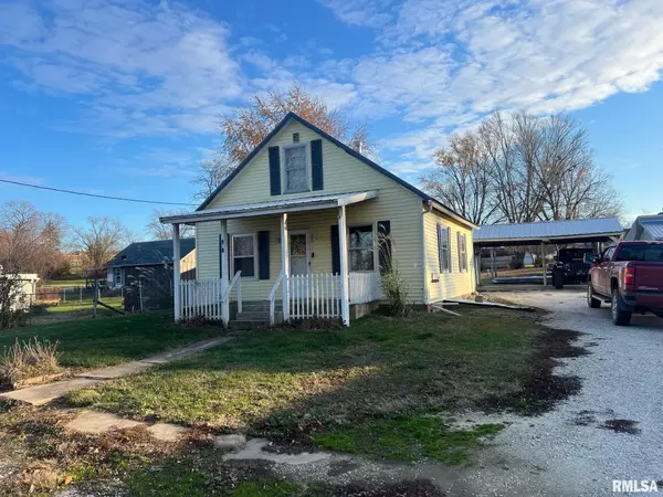 211 W WEBSTER ST, Griggsville, IL 62340