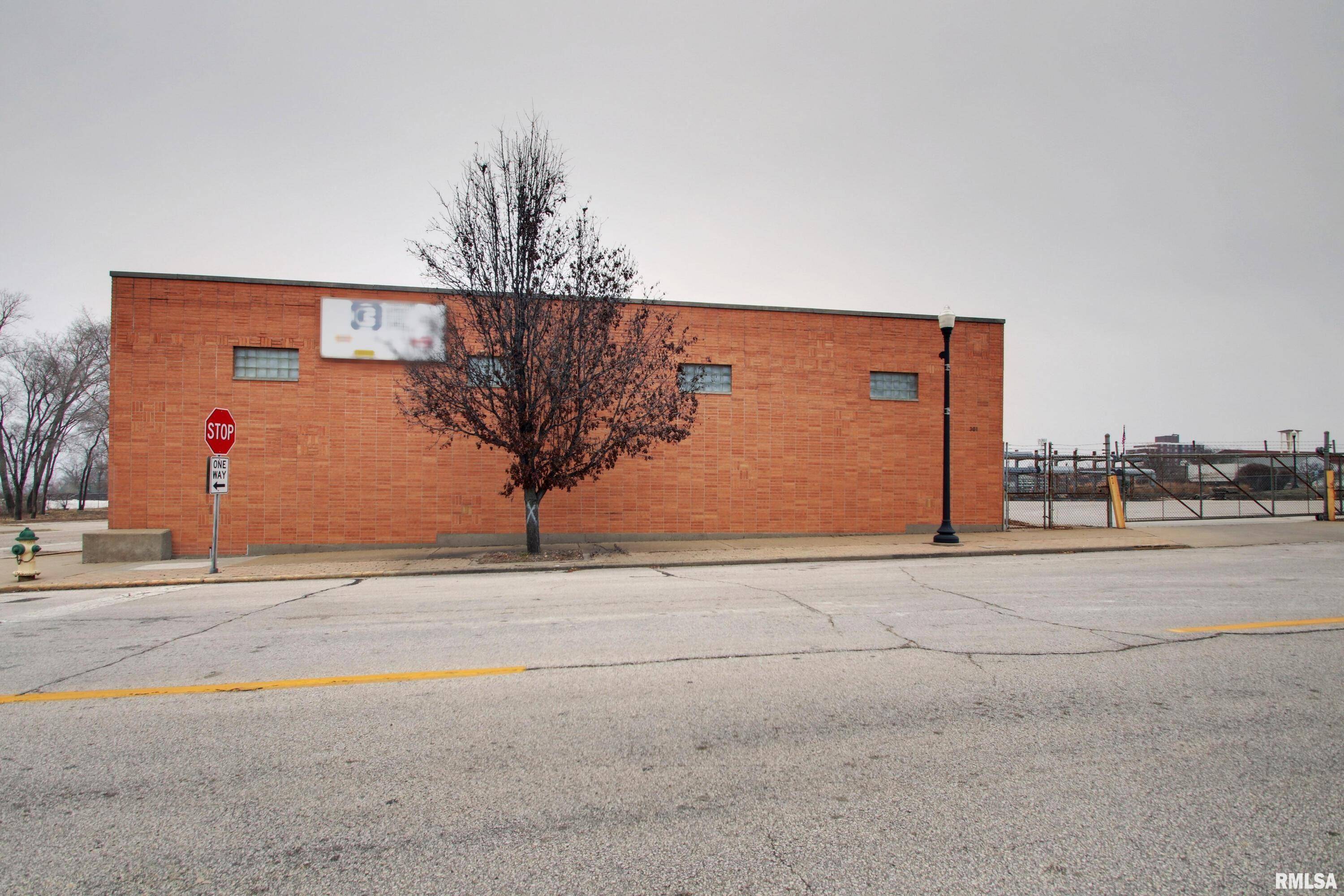 Quincy, IL 62301,301 HAMPSHIRE ST
