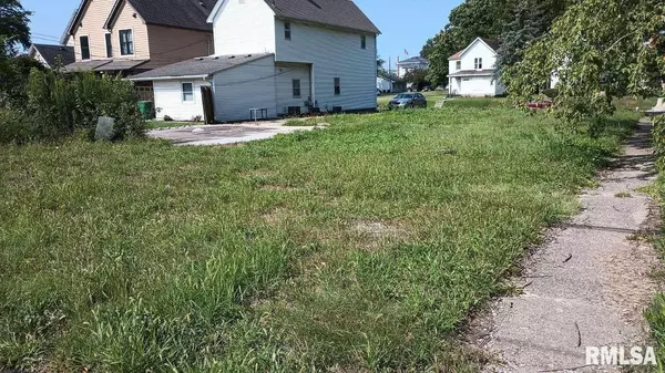 Springfield, IL 62703,800 E CLAY ST