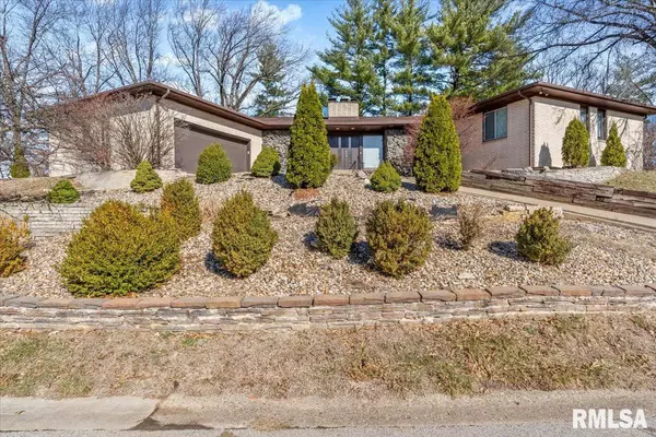 1 BLACKBERRY RUN,  Springfield,  IL 62704