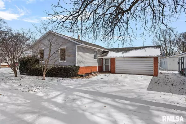 Virden, IL 62690,310 N Dye