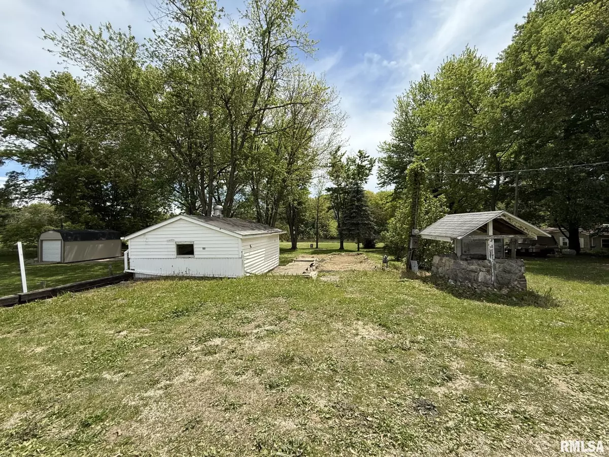 Monmouth, IL 61462,13 LAKE WARREN DR