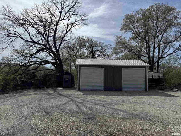 Abingdon, IL 61410,27 Knox Rd 650 N