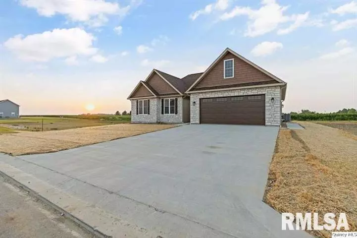 Mt Sterling, IL 62353,605 W NORTH ST