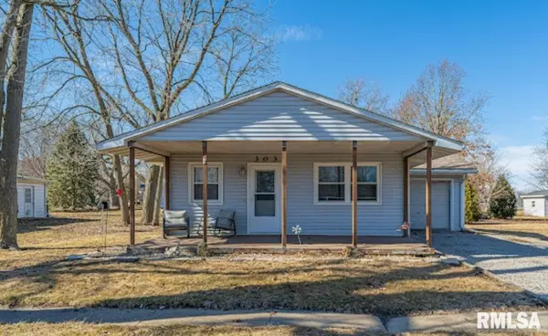 303 NE 6TH ST, Atlanta, IL 61723