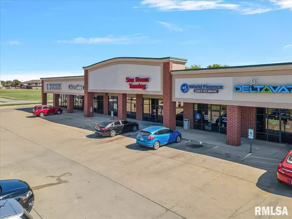 Springfield, IL 62703,3126 S 6TH ST