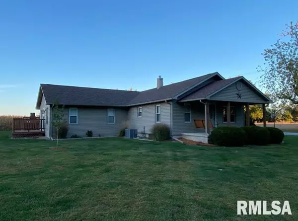 621 1050 E ST, Mt Sterling, IL 62353