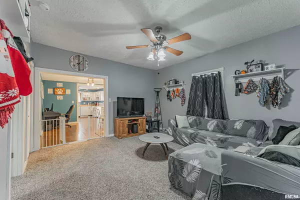 Atlanta, IL 61723,407 NW RACE ST