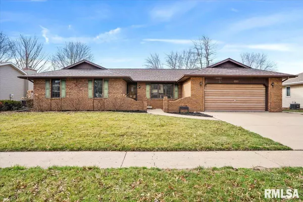 1116 Green Meadow LN,  Springfield,  IL 62712