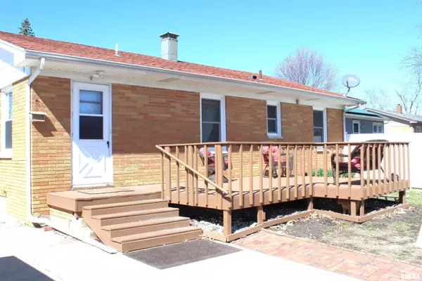 Galesburg, IL 61401,915 S WHITESBORO ST