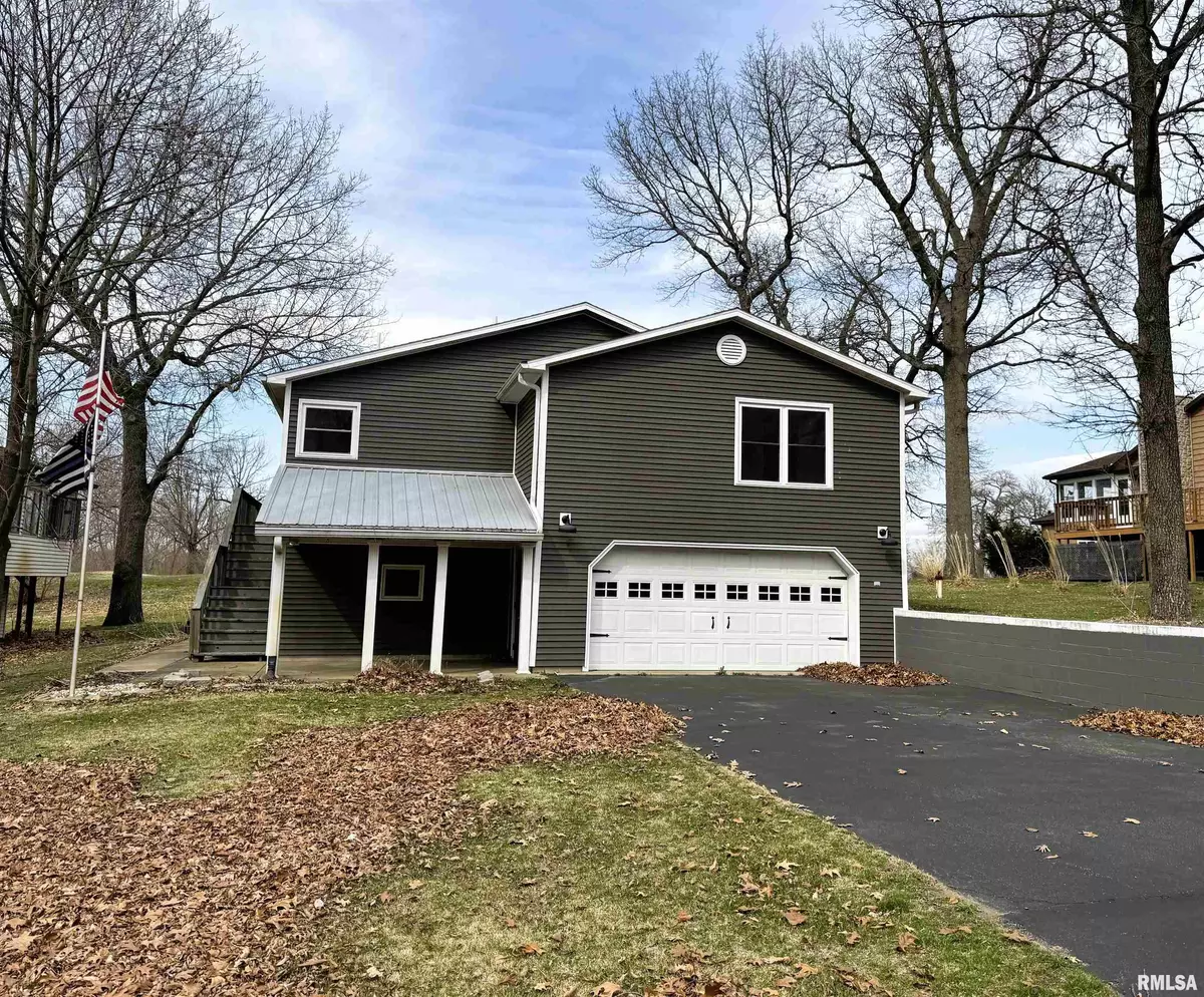 Bath, IL 62617,1104 County Road 960 North RD