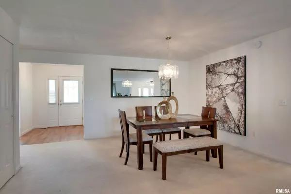 Quincy, IL 62305,4804 ELM ST