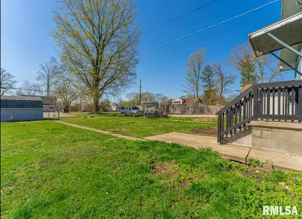 Lincoln, IL 62656,181 9TH ST