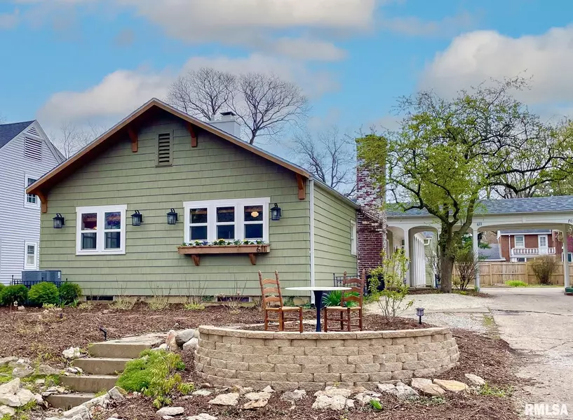 611 W IOWA ST, Urbana, IL 61801