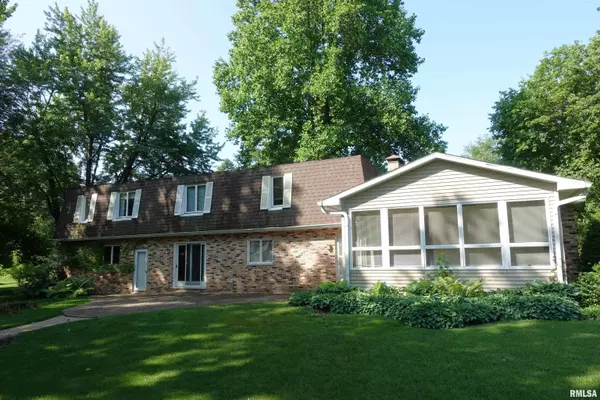 Galesburg, IL 61401,50 HACKBERRY CIR