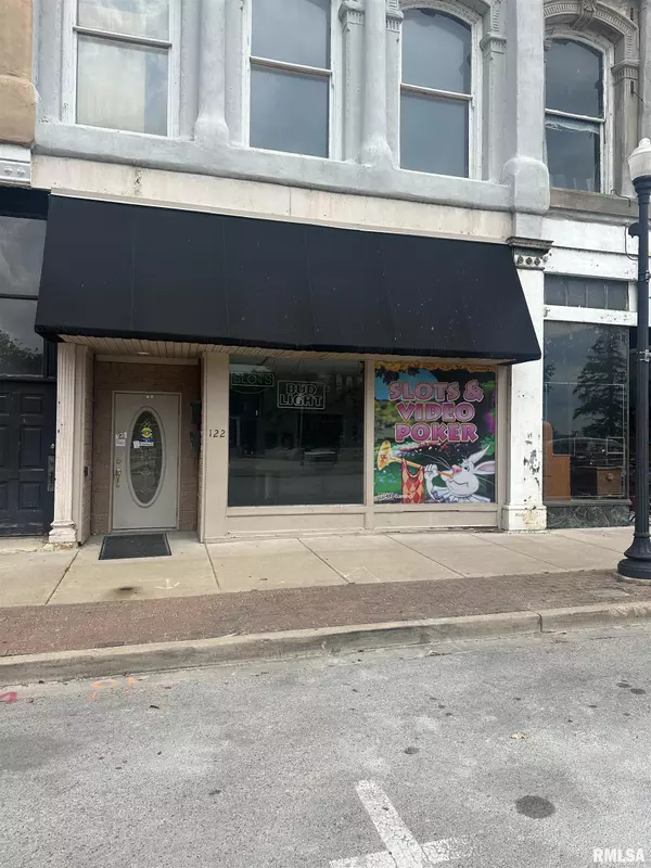 122 N 5TH ST, Quincy, IL 62301