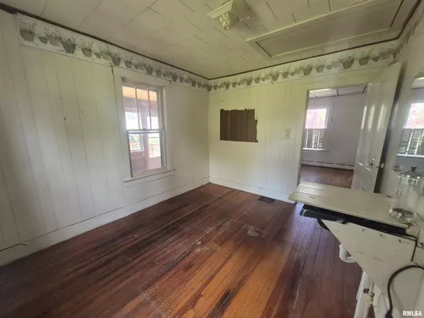 Ashland, IL 62612,309 N MORGAN ST