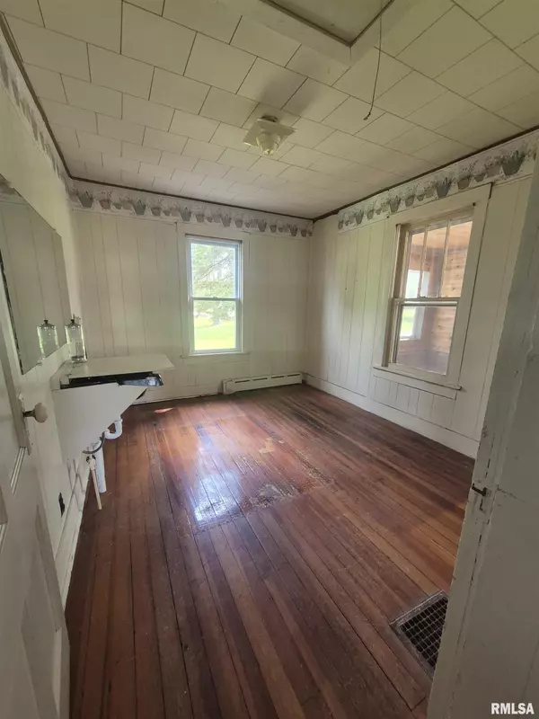 Ashland, IL 62612,309 N MORGAN ST