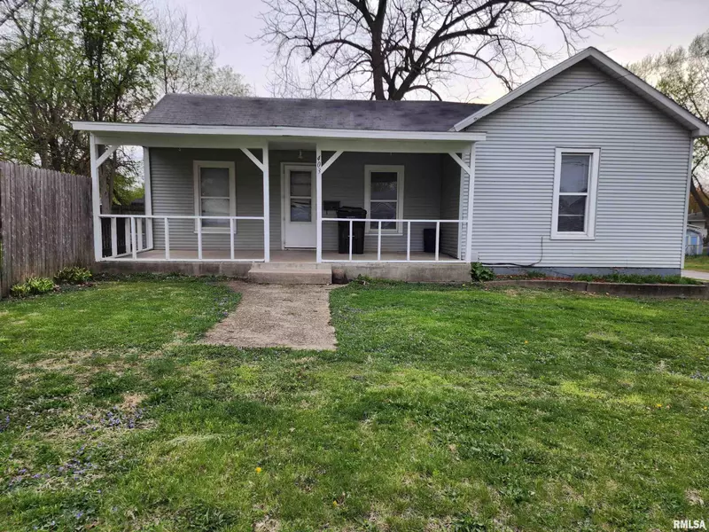 403 S ELM ST, Lincoln, IL 62656