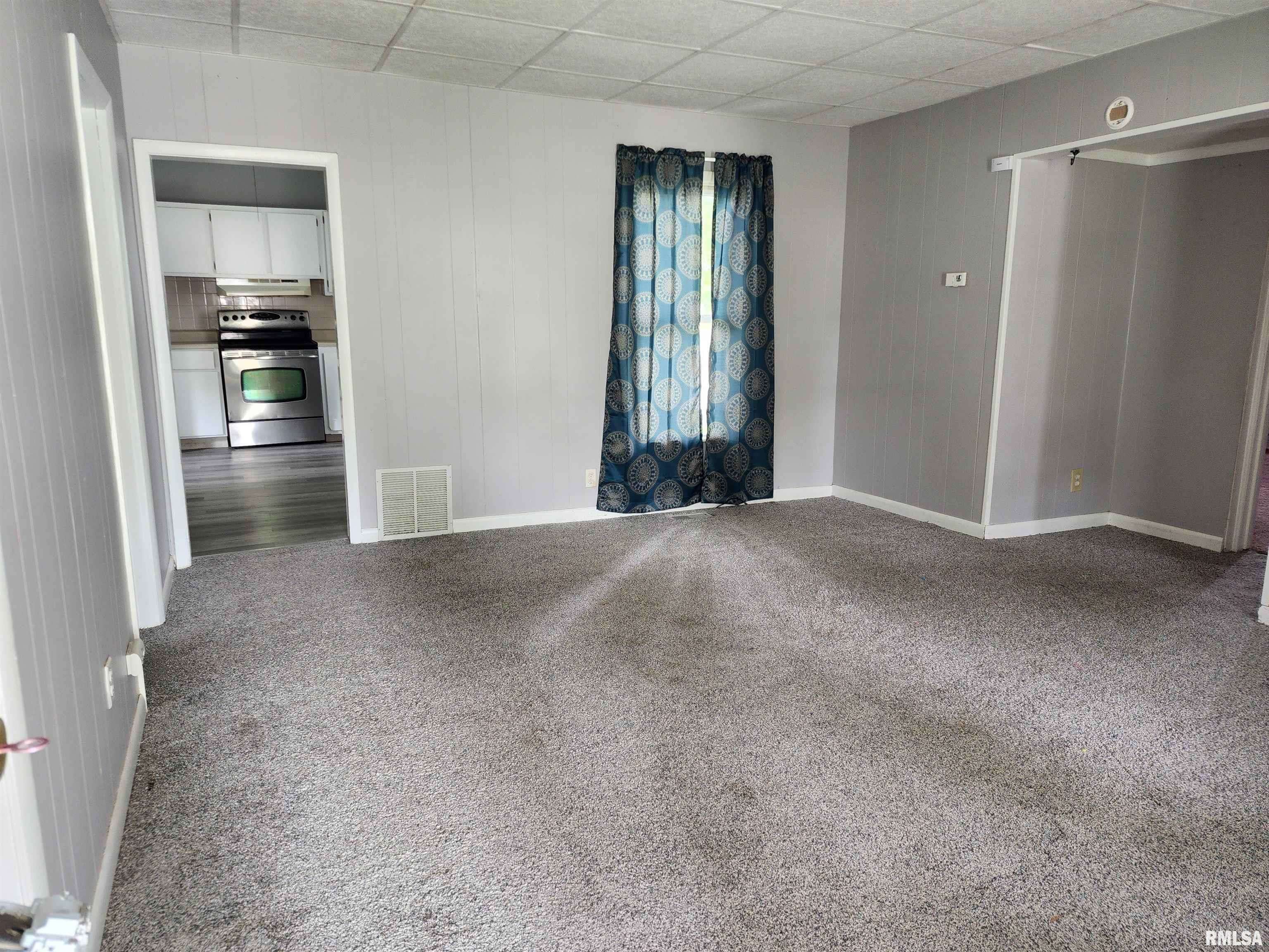 Lincoln, IL 62656,403 S ELM ST