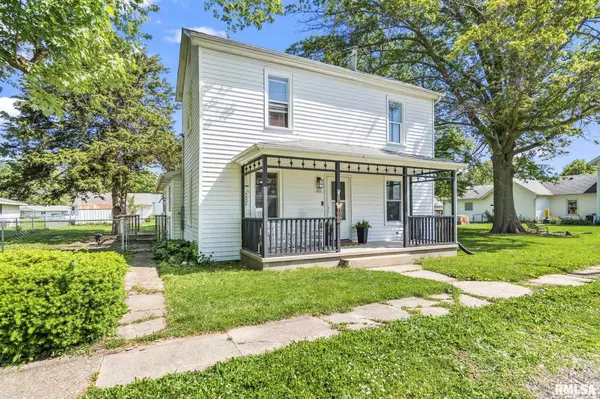 Pleasant Plains, IL 62677,409 E 3RD ST